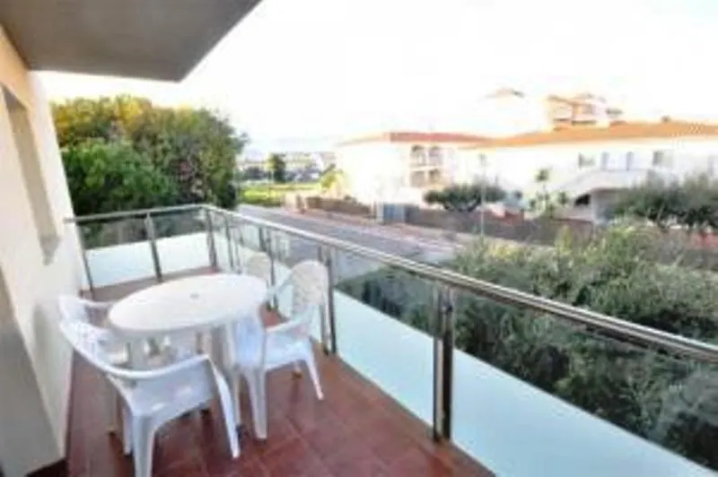 Lluis Millet  52 Apartment Cambrils إسبانيا